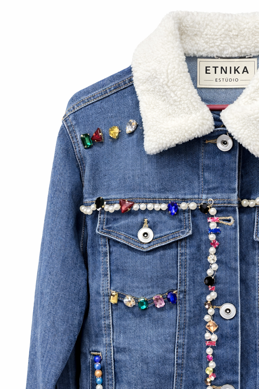 Chamarra de Mezclilla con Pedrería Artesanal y Cuello Borrego | ETNIKA STUDIO™ Denim Jacket Boho Chic